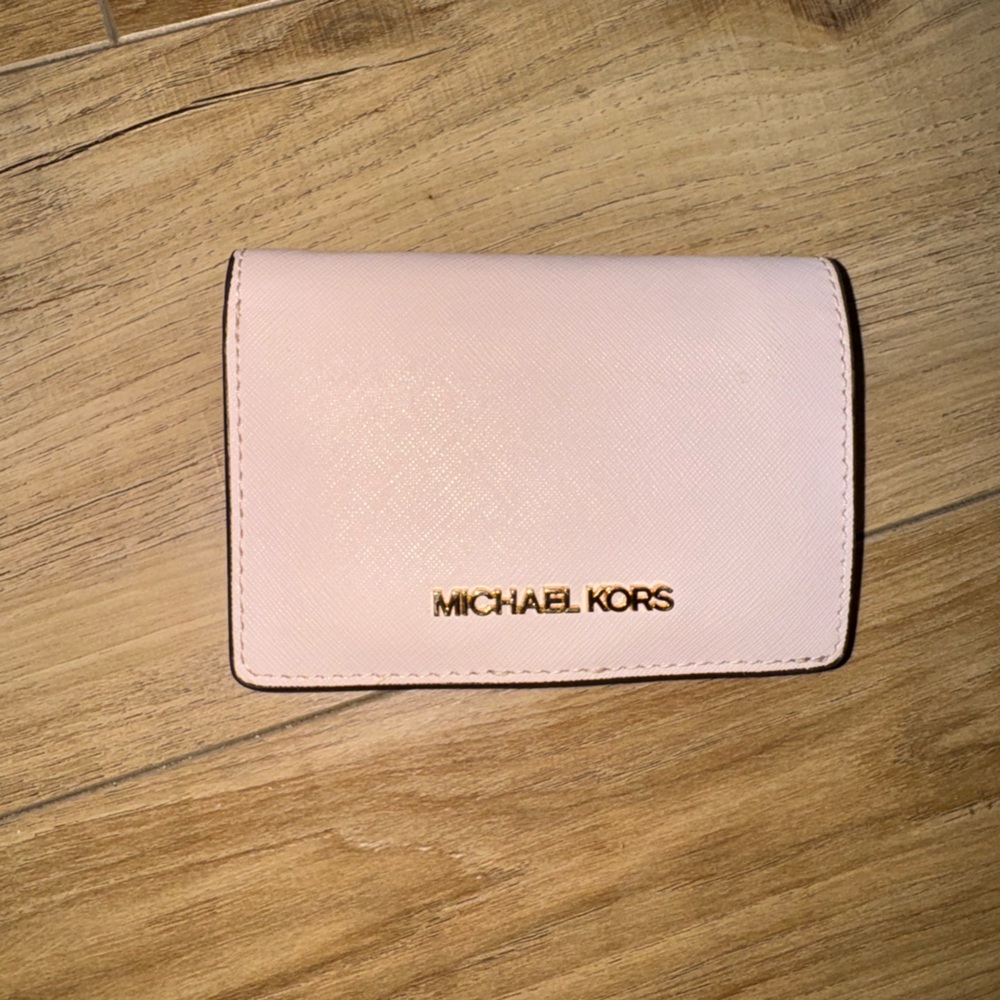 Michael Kors Blush Pink Wallet
